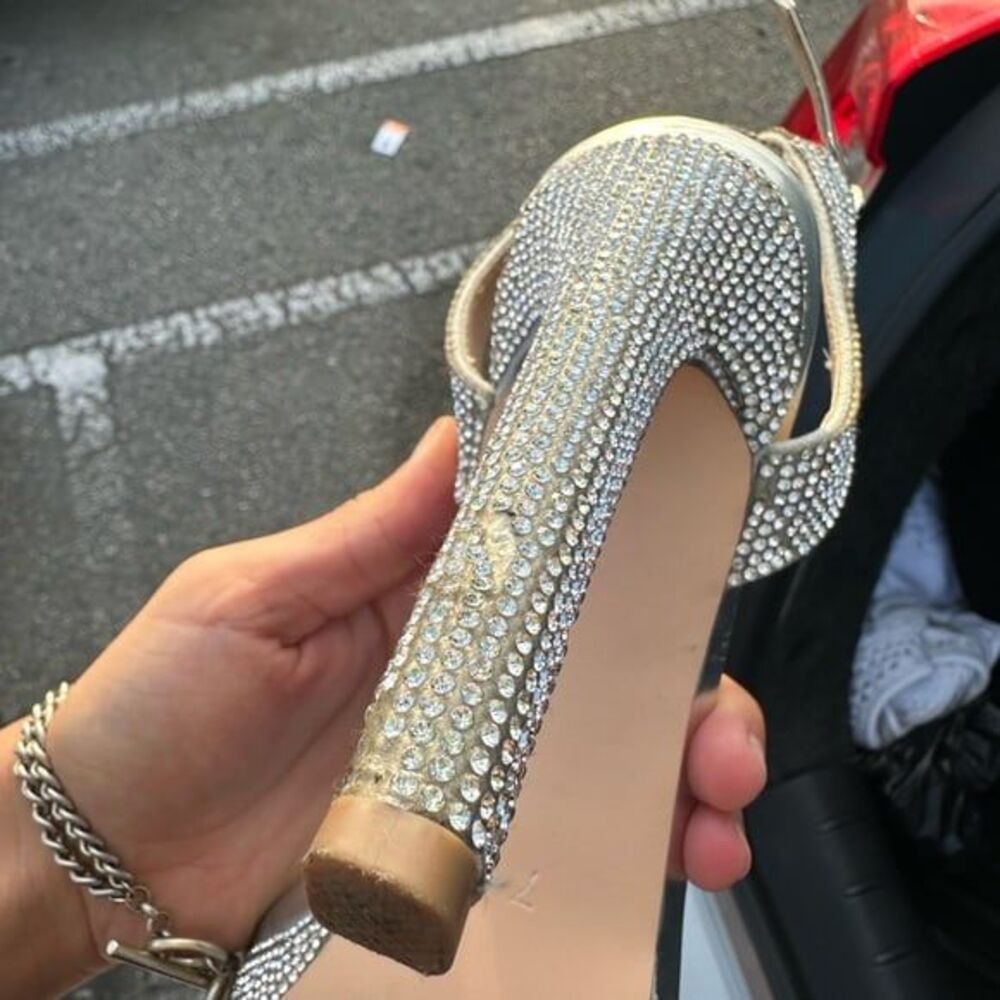 Y2K Silver Steve Madden diamond open toe high heels with sparkles, diamond strap - Picture 5 of 5
